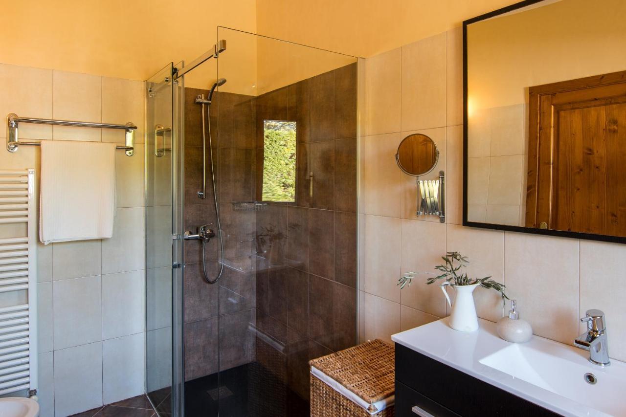 Apartment ☆gehobene - Pool Traumgarten Pizzaofen A/c☆ *